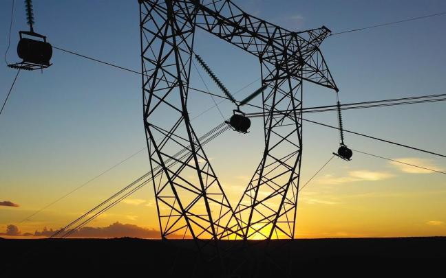 L&iacute;nea de transmisi&oacute;n de Elecnor.
