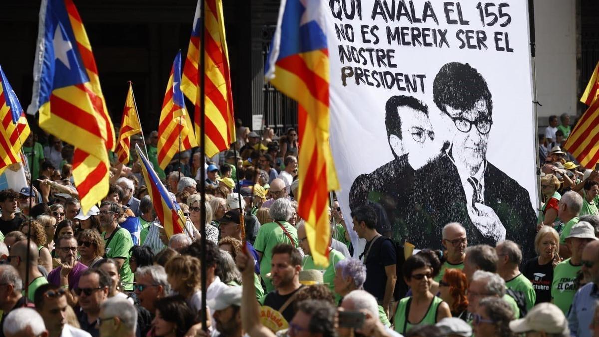 Las críticas a Salvador Illa han acaparado buena parte de los discursos en una nueva Diada reivindicativa