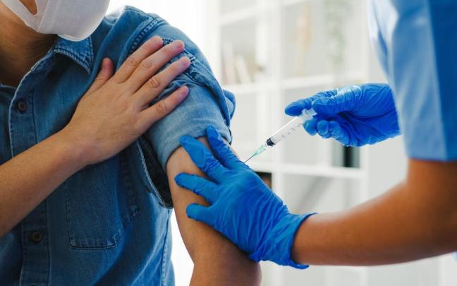 La vacuna no ofrece protección absoluta frente a la gripe, pero puede reducir la gravedad de la enfermedad.