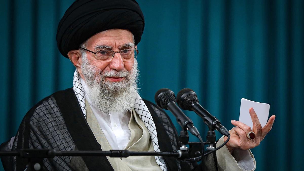El líder supremo de Irán, Alí Jamenei, acusa a Israel y EE.UU. de la crisis de Gaza