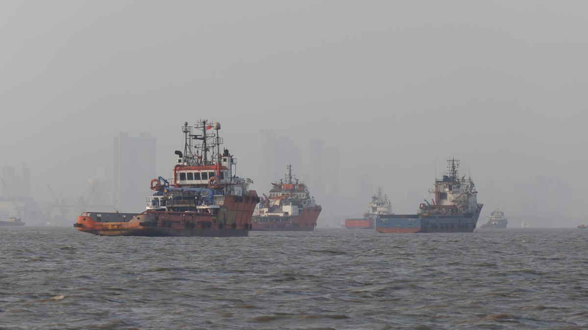 Imagen de archivo de barcos en Oriente Medio.