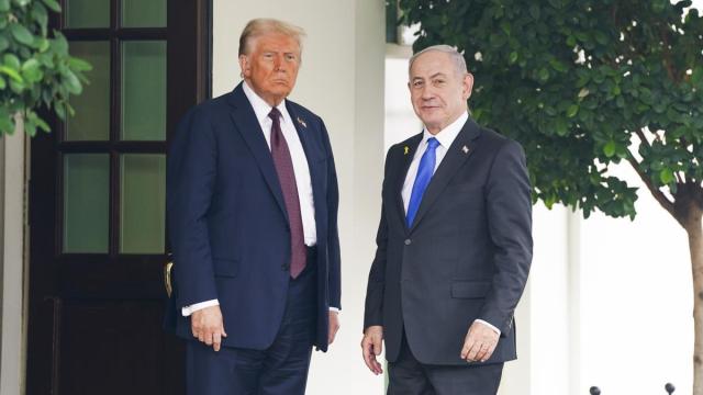 El presidente de Estados Unidos, Donald Trump, recibe al primer ministro israelí, Benjamin Netanyahu, en la Casa Blanca