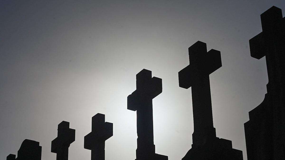 Cruces en un cementerio.