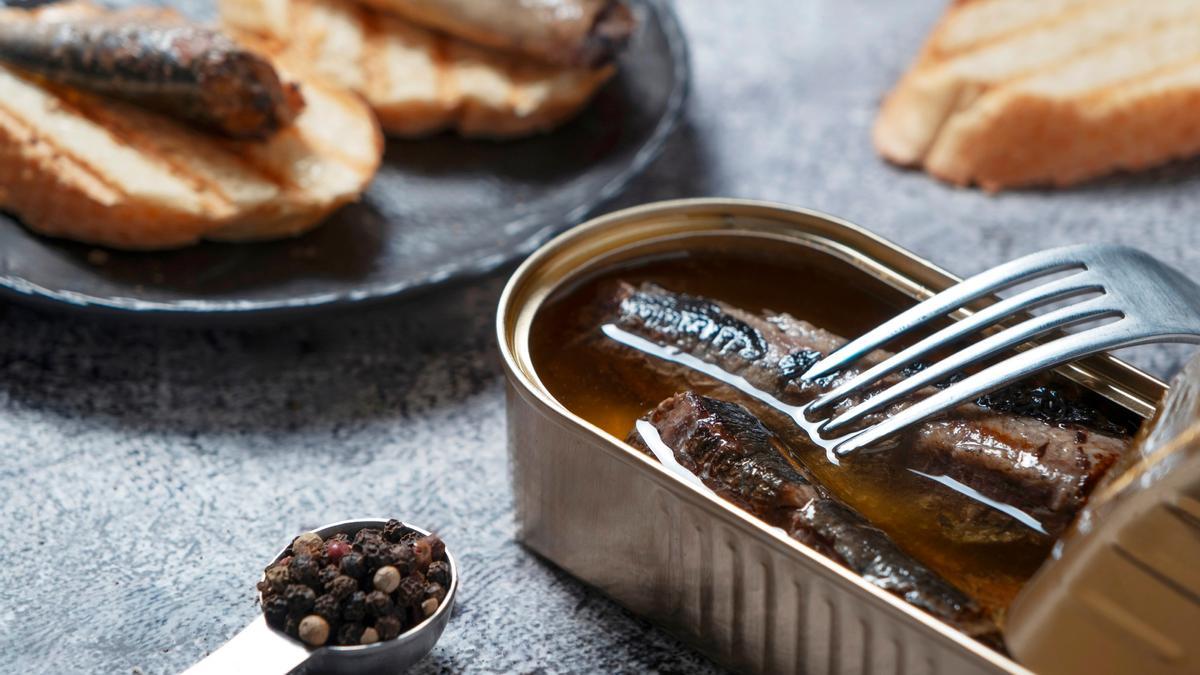 Las conservas son una buena alternativa para preparar una comida rápida y sana.