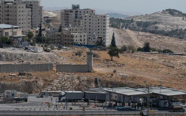 Punto de control que limita el acceso desde el sur de Cisjordania hacia Jerusalén.