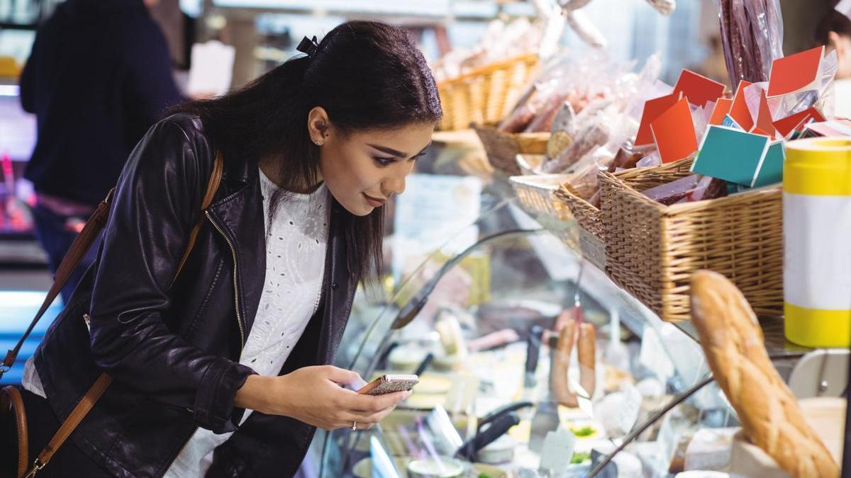 Ugao lanza una nueva línea de ayudas para el comercio local