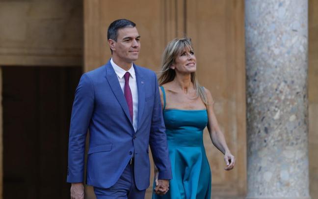 Pedro Sánchez junto a Begoña Gómez en una imagen de archivo.