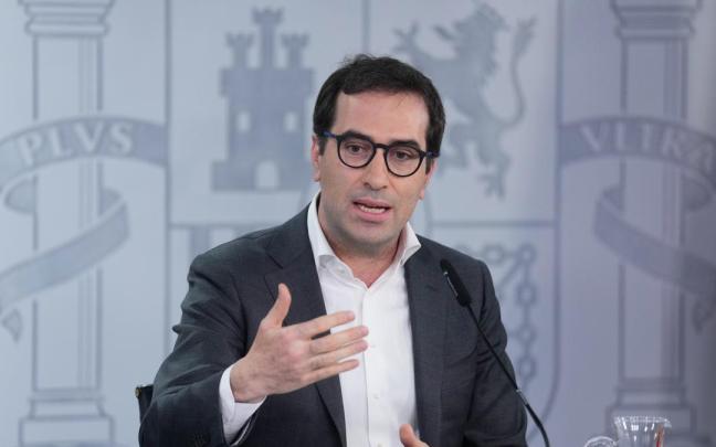 El ministro Carlos Cuerpo durante la rueda de prensa posterior al Consejo de Ministros.