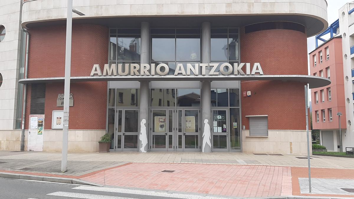 Entrada a Amurrio Antzokia
