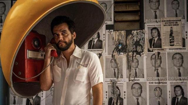 El actor Wagner Moura en la película 'El agente secreto'.