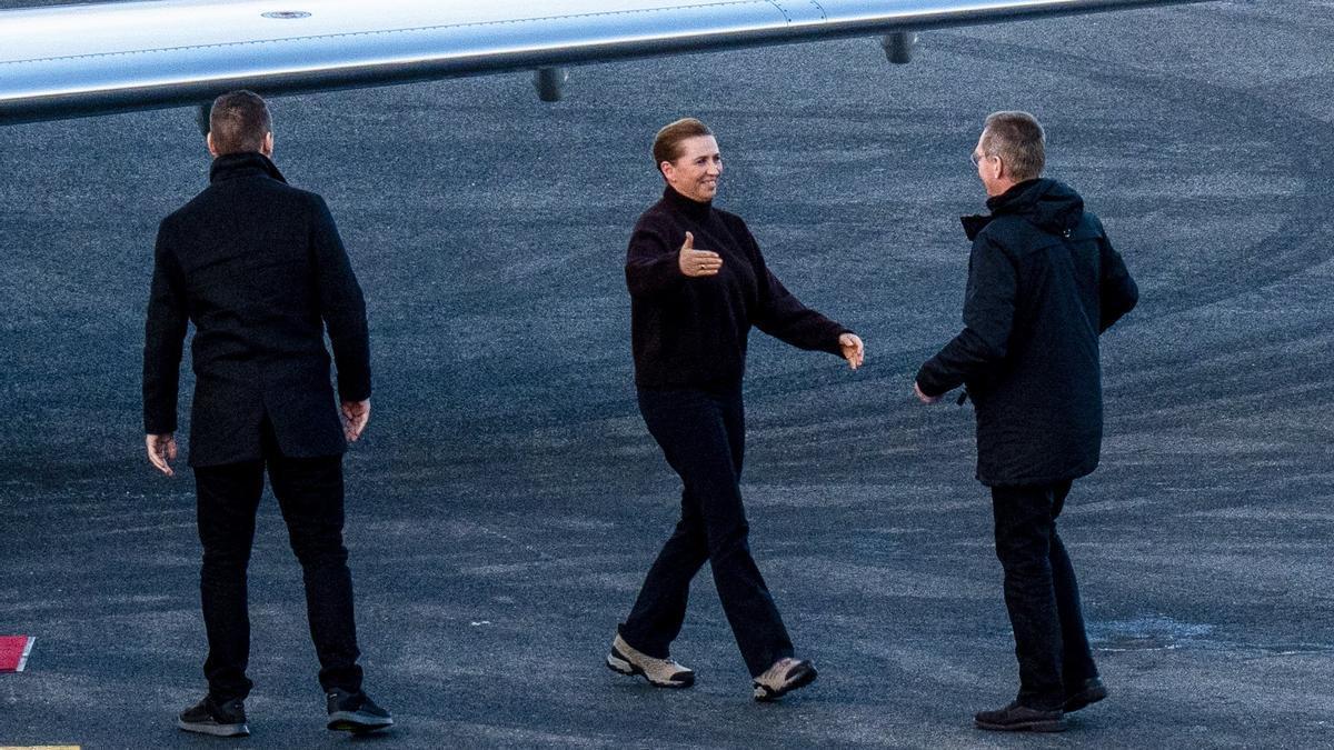 La primera ministra danesa, Mette Frederiksen, y el presidente groenlandés, Jens-Frederik Nielsen.