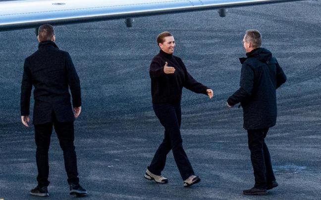 La primera ministra danesa, Mette Frederiksen, y el presidente groenlandés, Jens-Frederik Nielsen.