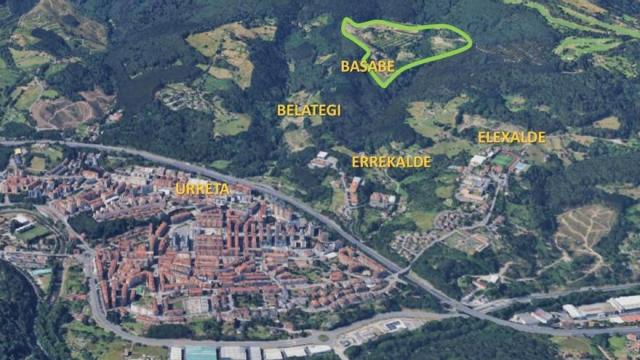La planta se pretendía instalar en terrenos rurales situados a menos de dos kilómetros de Urreta