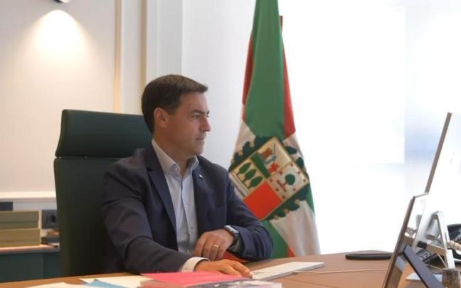 Imanol Pradales hace balance y dibuja las perspectivas de futuro en 'Ongizatean hazi, Herria hazi'