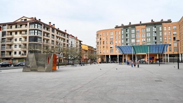 Plaza Zumea, ubicada en el Ensanche de Andoain