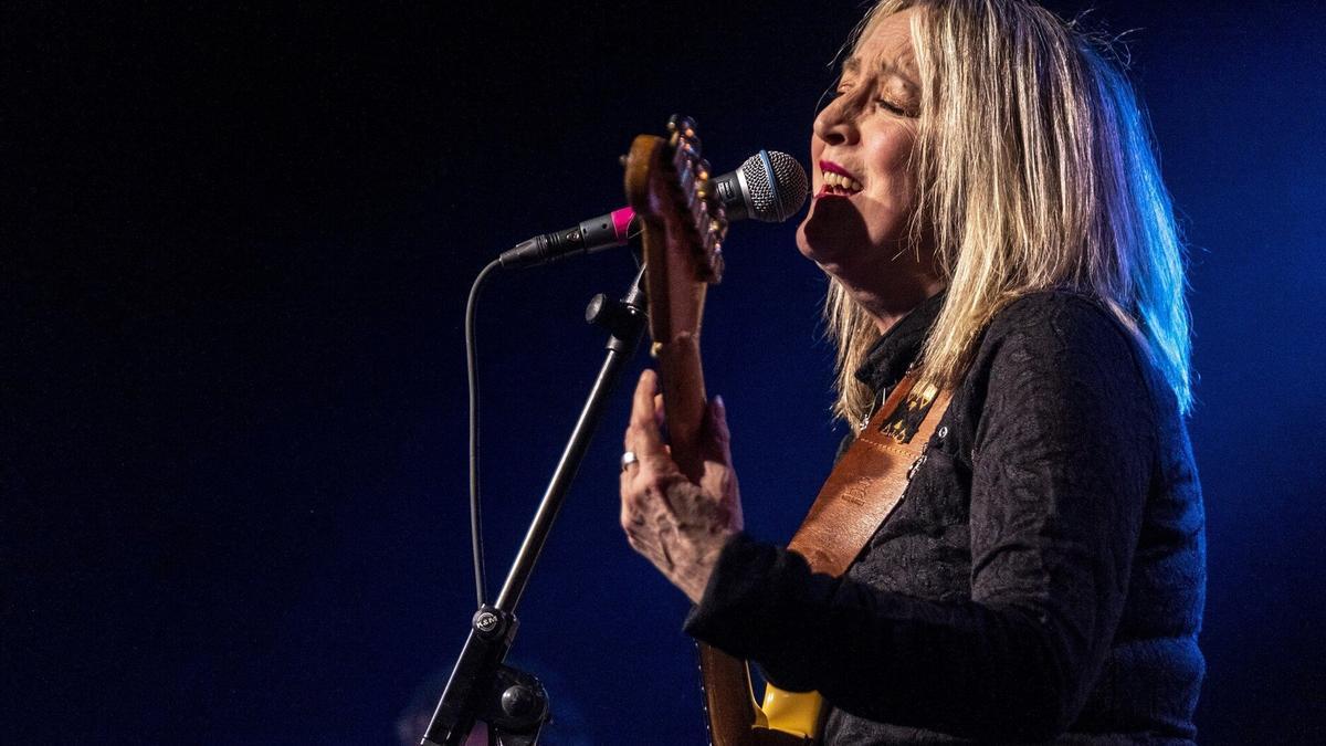 Aurora Beltrán nació en Pamplona en 1964 y comenzó a componer con solo 13 años.