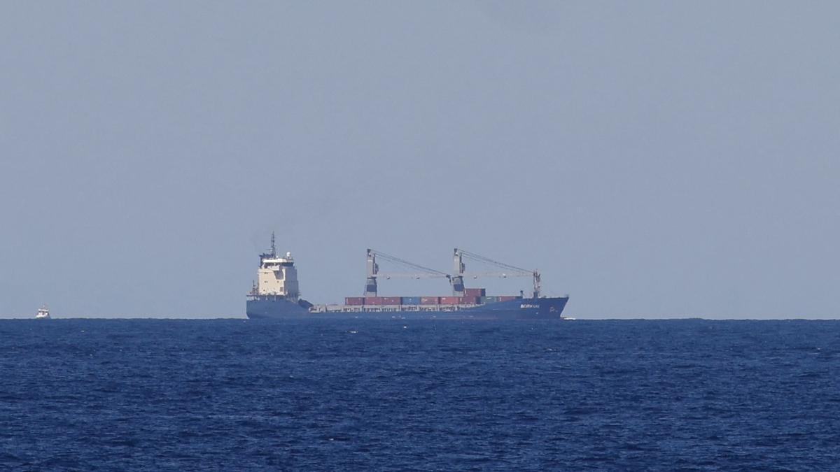 El buque Borkum llegando al puerto de Cartagena.