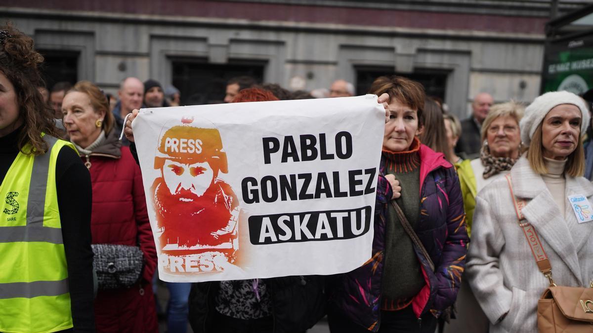 Una movilización reclamando la liberación del periodista Pablo González.