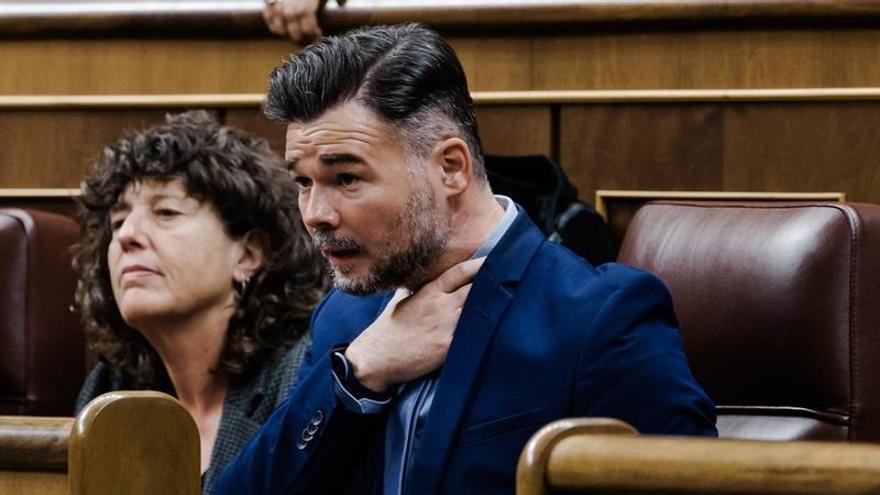 Para el portavoz de ERC, lo que le preocupa a la gente es que "no le da" para llegar a fin de mes, pese a que la economía española "va como un tiro" en los datos macroeconómicos.