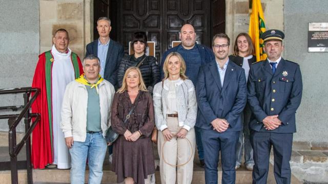 La Corporación Municipal en la procesión del lunes de fiestas de Beasain.