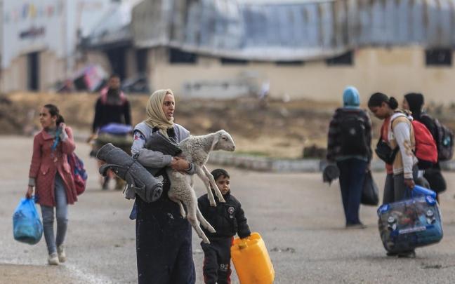 Refugiados palestinos en Jan Yunis.
