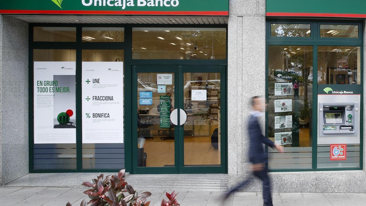 Oficina Unicaja Banco.