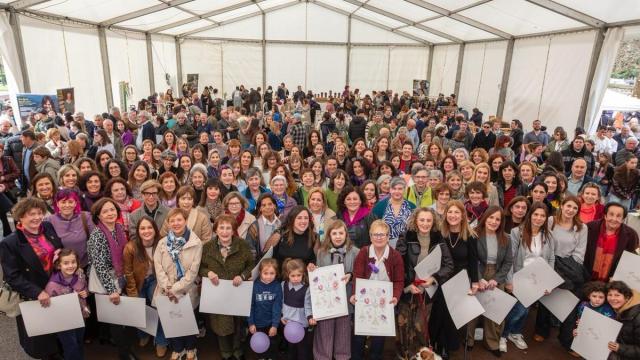 Decenas de personas tomaron parte en el reconocimiento de este domingo