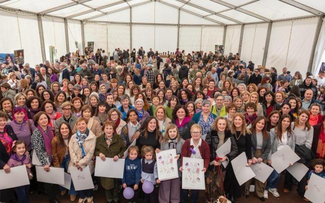 Decenas de personas tomaron parte en el reconocimiento de este domingo