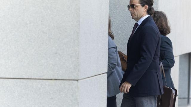El exjuez Luis Sáenz de Tejada a su llegada a la Audiencia Nacional para declarar como investigado por el caso ‘Leire Díez’