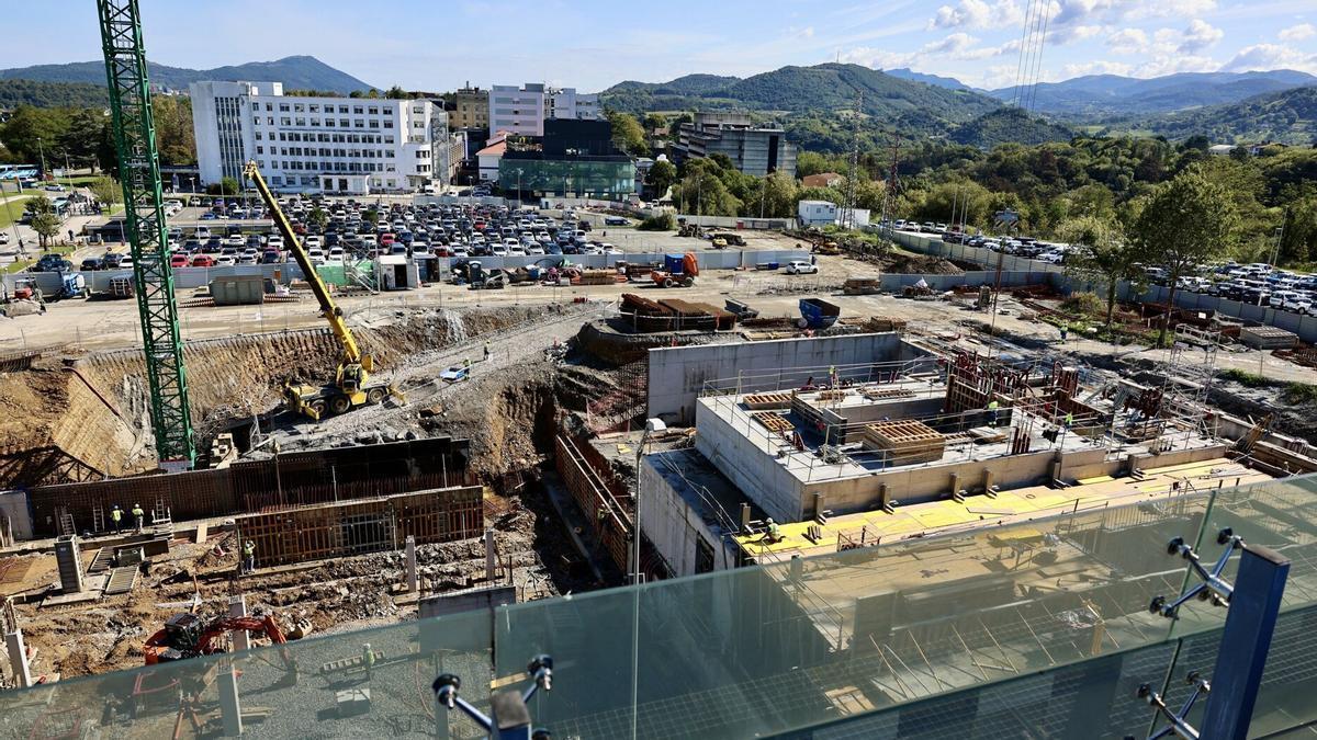 Imagen del centro de protonterapia de Donostia, durante las obras.