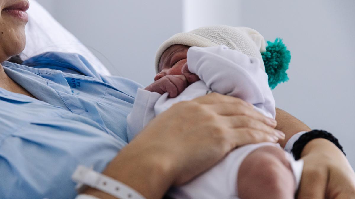 La baja natalidad es uno de los graves problemas de la sociedad actual