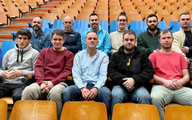 Los jueces de Pelota Pro Liga, en el Ogueta de Gasteiz.