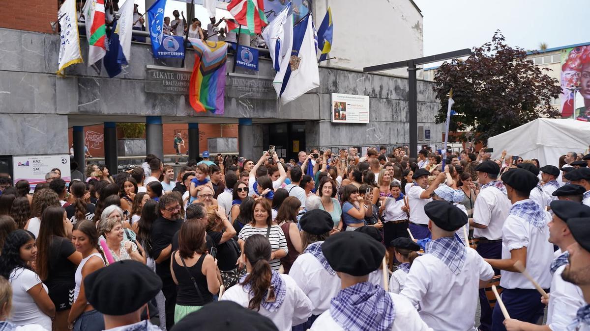 Txupinazo de los cármenes.
