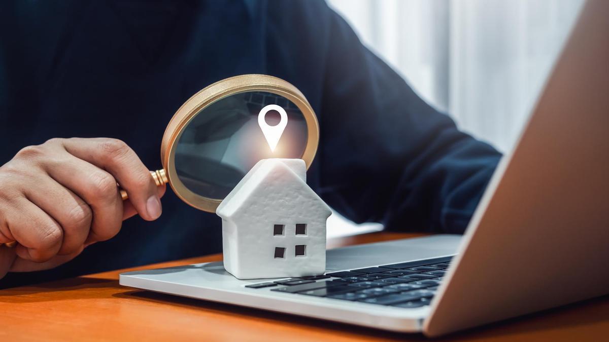 Hay que revisar cuidadosamente los anuncios que nos encontramos en la red para no caer en anuncios falsos.