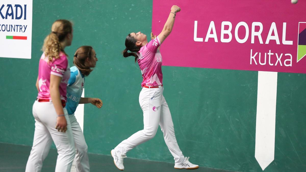Alize Sagardui y Enara Gaminde se llevan el Abierto de Nafarroa ante Ainhoa Ruiz de Infante e Itxaso Erasun en el Labrit de Iruñea