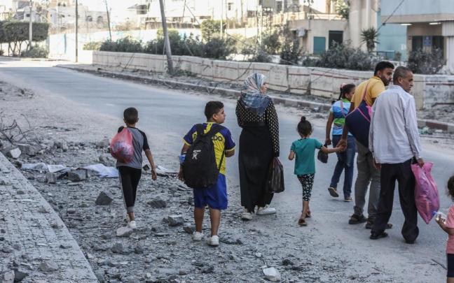 Una familia palestina, en la Franja de Gaza.