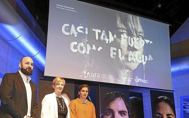 Aristi, Tapia y Chorraut, en la presentación de la campaña. | FOTO: IREKIA