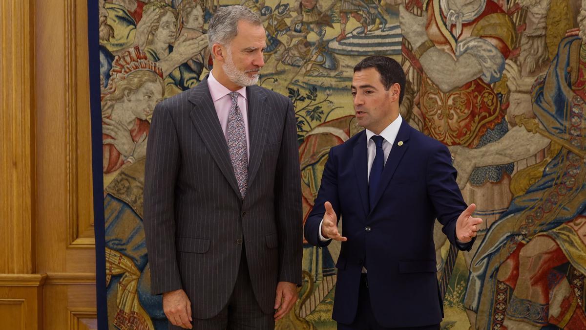 El rey español, Felipe VI, recibe en audiencia al nuevo lehendakari, Imanol Pradales