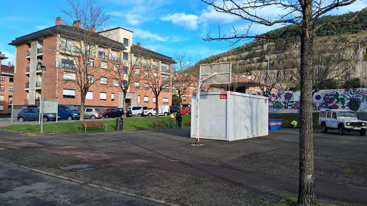 La conocida como plaza de las canastas de Lemoa va a contar con una zona cubierta