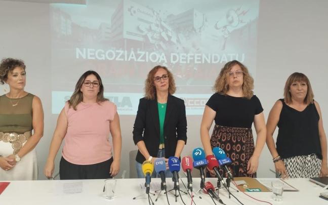 Sindicatos anuncian convocatoria de huelgas y movilizaciones en Osakidetza en otoño.
