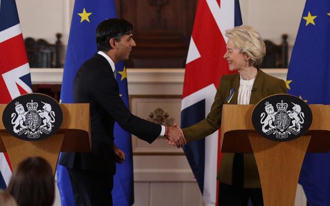 Sunak y Ursula von der Leyen. Sunak y Ursula von der Leyen.