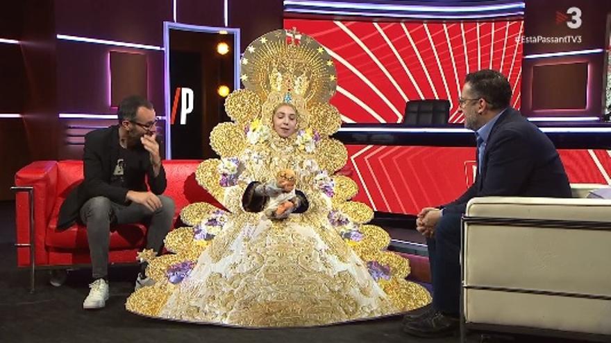 La sátira sobre la imagen de la Virgen del Rocío realizada en el programa 'Està passant' de TV3.
