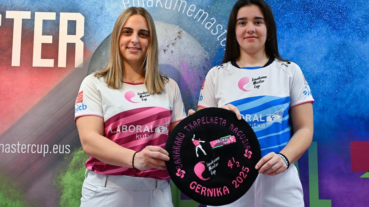 Presentación de la final del Cuatro y Medio femenino en la que se enfrentarán Amaia Alday y Enara Gaminde en Gernika.