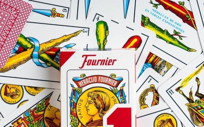 Un conjunto de cartas de la baraja de Heraclio Fournier