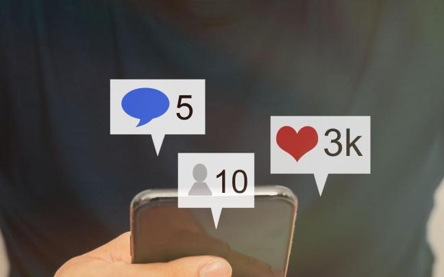 Las redes sociales puede tener un efecto negativo en la salud mental, física, y emocional.