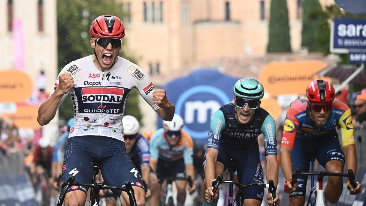 Magnier festeja su tercera victoria.