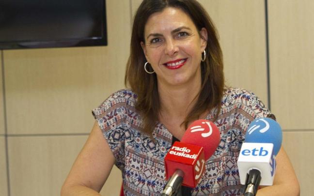 Irudian, Iratxe López de Aberasturi artxiboko-irudi batean