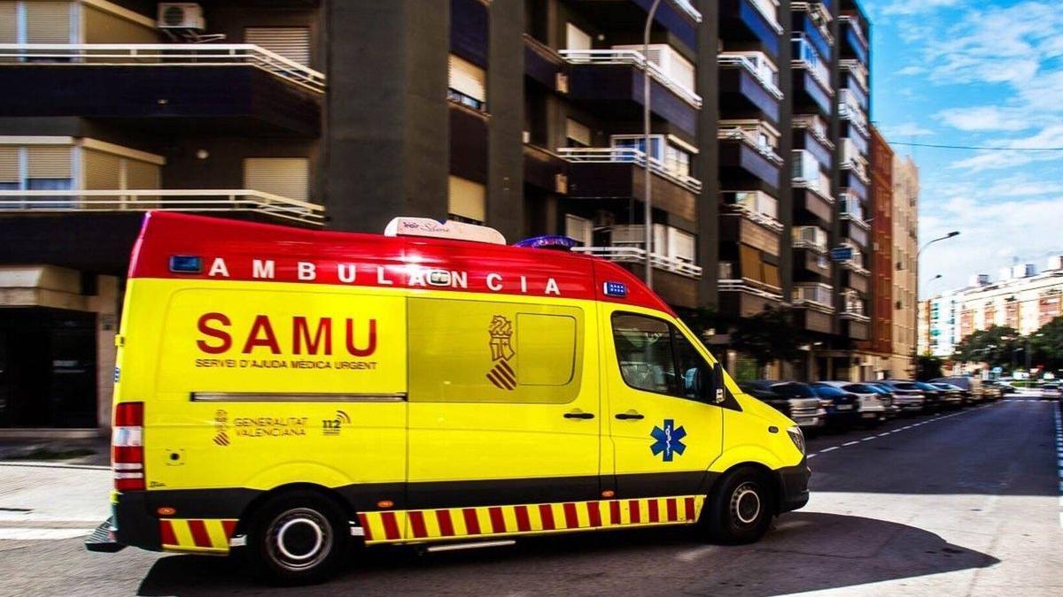 Hasta el lugar de los hechos se ha movilizado una ambulancia SAMU