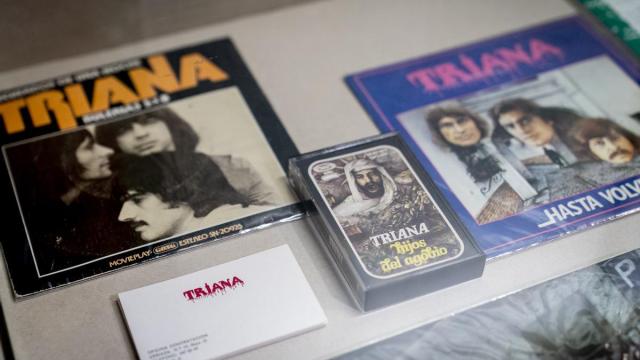 Varios discos del grupo musical 'Triana'.
