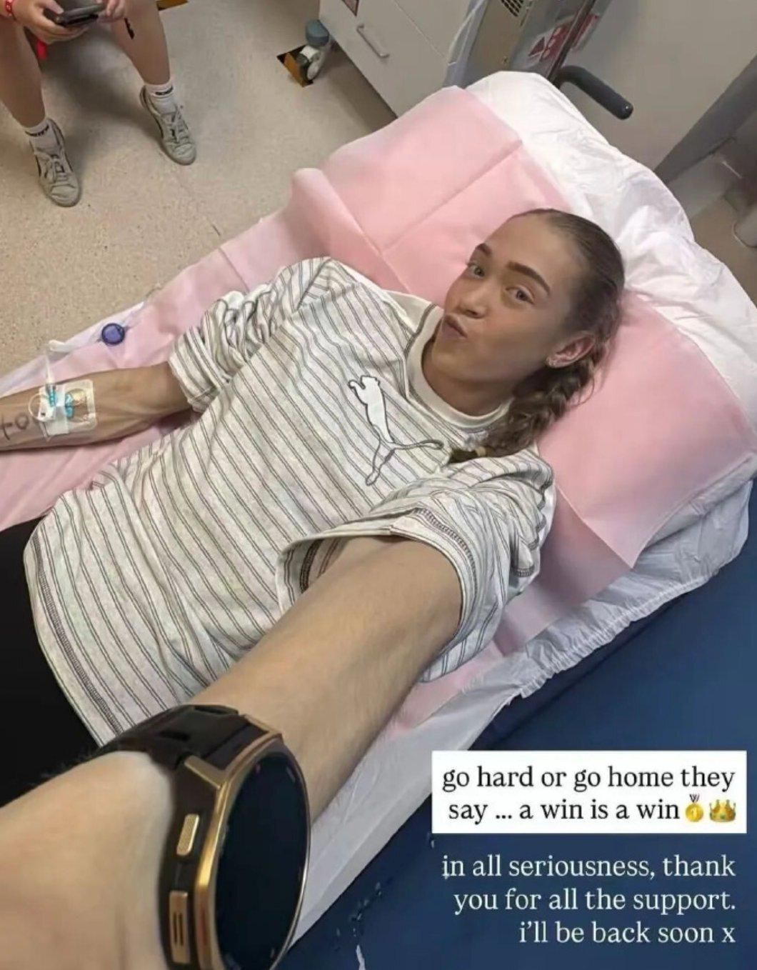 Wietrzyk publicó a posteriori en Instagram una fotografía suya en una camilla médica con el texto "una victoria es una victoria", pero posteriormente la eliminó.